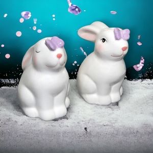 🆕️ Spunky Easter Bunny Salt & Pepper Shaker Set